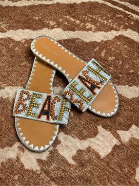 TOP Moda Tan Slide Sandals with Multicolor Beaded 'BEACH' Strap